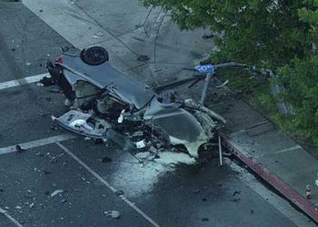 ‘경찰과 추격전’ 컨버터 절도범들은 10대 청소년들, 충돌사고 체포