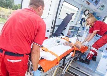 선밸리 매그넷스쿨 학생 7명 마리화나 환각상태 응급실행