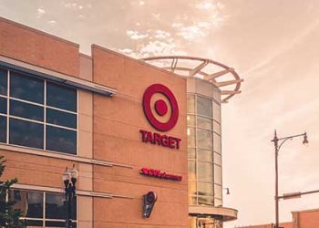 타겟, “물건 픽업, 반품 차에서 내릴 필요 없어요”