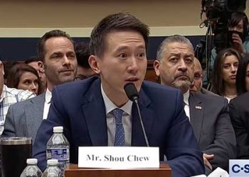 틱톡 CEO “중국 요구로 선전하거나 삭제한 적 없다” 반박