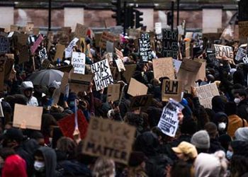 LA 페어펙스 시위 중 경찰 고무탄 맞은 남성, 37만달러 배상금