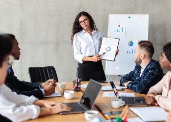 “금리인상 통했나” 일자리 증가세 급격히 꺾여