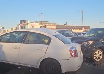 한인타운 올림픽가 접촉사고 빈발..신호등설치 등 대책 마련해야