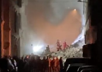 프랑스 마르세유, 주택 건물 붕괴…최대 10명 실종(영상)