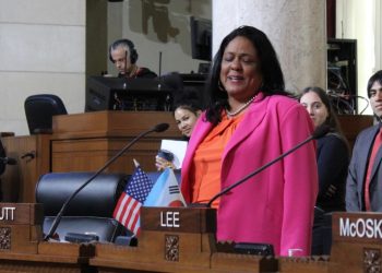 LA시의회, 보궐선거 없이 헤더 허트 시의원 재임명…”비민주적 결정”반발도