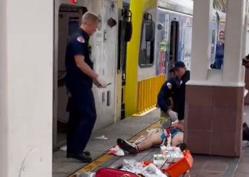 메트로 전철서 잇따라 칼부림, 일주일새 3건…1명 사망