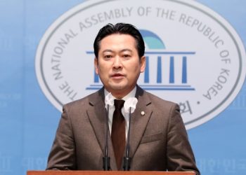 “죄의식 없는 ‘더넣어봉투당’…검수완박 이유 있었다”