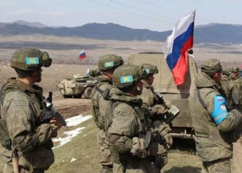 러, “남자가 되라” 군입대 호소…월급 4배 이상 약속