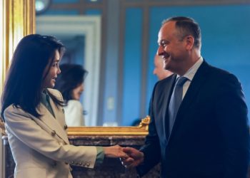 김건희, 부통령 남편에 “해리스와 한국서 만나자”