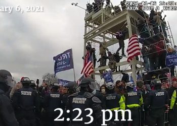 의사당 폭동 캘리포니아 50대 , 4년6개월 중형(영상)