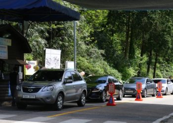 사찰 관람료 마침내 없어진다..조계종, 전국 사찰 4일부터 면제