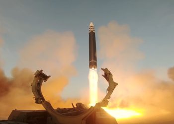 “북한 보유 핵탄두는 수소폭탄 등 45기”