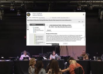 북가주 치코 교육구, 트랜스젠더 학생 성정체성 비밀 유지한다