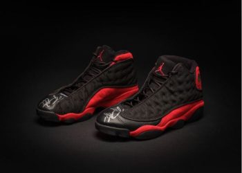 마이클 조던이 신은 200만달러 짜리 스니커즈