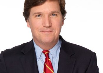 ‘7억달러’폭탄 폭스뉴스, 극우앵커 터커 칼슨 퇴출