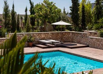 포터랜치 가정집 수영장에서 아이 익사