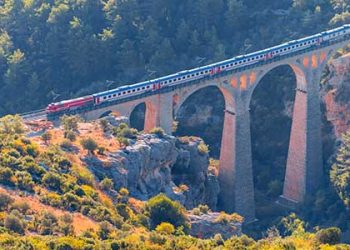 LA↔SF ‘레드아이’열차 건설…밤 10시 출발, 아침 도착