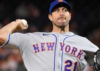 이물질 검사 후 강퇴 셔저 “땀과 로진일뿐”