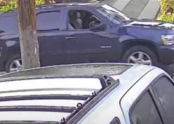 하일랜드 파크 뺑소니 1명 사망..차량수배, 5만달러(영상)