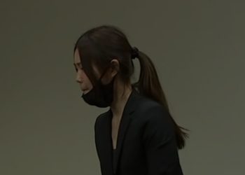 “이혼 아픔..외로워서” 15살 여고생 행세,  29세 한인 여성