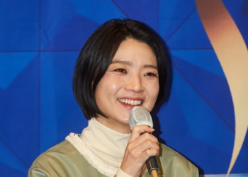 임신 8개월 안영미, 미국 원정출산 갑론을박