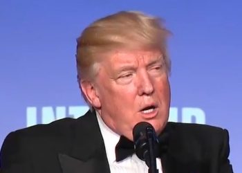 트럼프 역설..악재 나올수록 지지율 상승, 모금액 늘어