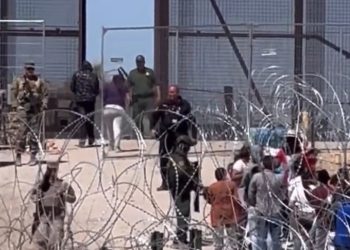 국토안보장관 “타이틀 42 종료 밀입국 절반 줄어”(영상)