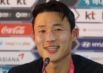 한국 국가대표 축구선수, 중국서 체포..뇌물혐의