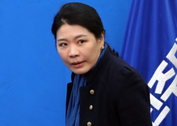 ‘이태원 닥터카 탑승’ 논란 신현영 의원 검찰 송치