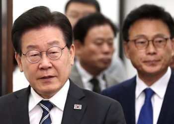 민주당 집안싸움 ‘점입가경’…청년 당원도 분열