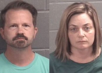 홈스쿨링 10살 아들 죽기 직전까지 굶겨..16kg