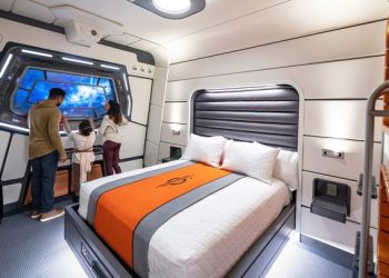 2박 5천달러 ‘우주경험 명소’, 스타워즈 호텔 문 닫는다