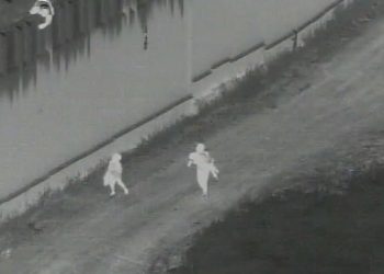 샌디에고 지역 국경 넘던  4살 아이 장벽서 추락(영상)