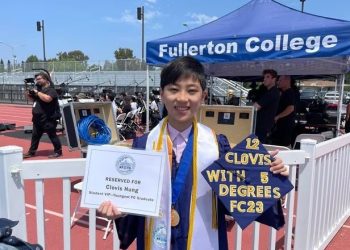 12살 천재소년, 풀러튼 칼리지 졸업…5개 학위 취득