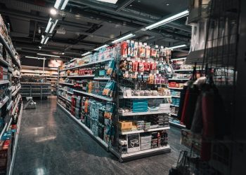 “중국과 결별하면 미국인들 일상용품 구매 못해”