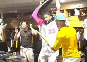 다저스 커쇼 두들긴 김하성, 팀 승리 주역