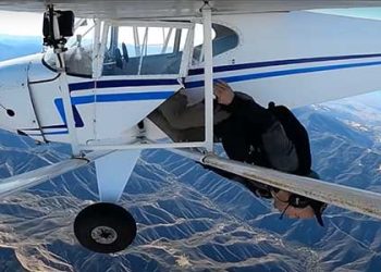 “비행기 추락, 유튜버의 고의 사고였다”(영상)