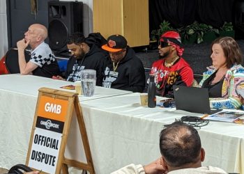 기업들 “사무실로 돌아와라”…직원들은 ‘반발’