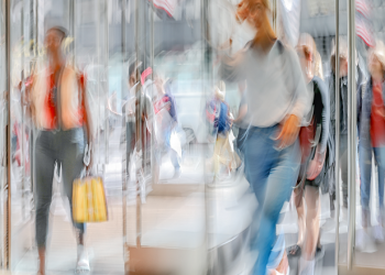 경기침체 우려는 어디로?…일자리·소비 강세 여전, 연준 고심