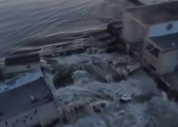 “우크라 카호우카 댐 파괴, 수십 만명 피해”(영상)