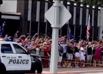 트럼프 마이애미 재판 출석,  당국 초긴장..의회 난동 되풀이될라(영상)