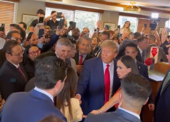 연방 기소 트럼프, 무죄 주장…”NARA가 조작·부패”(영상)