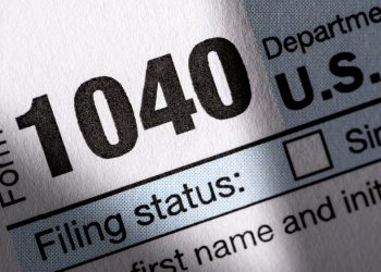 “소득 없는데 왜 세금부과?” 노부부, IRS에 1만5천달러 환급소송