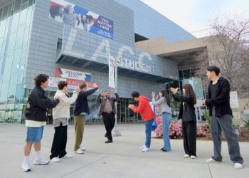 ‘한국인의 식판’, 할리우드 품은 LA서 마지막 급식