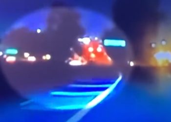 과속 소나타 710번 프리웨이서 충돌..5명사망(영상)