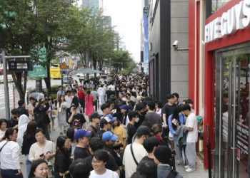 햄버거를 중고판매?..10만원 버거 중고거래 등장