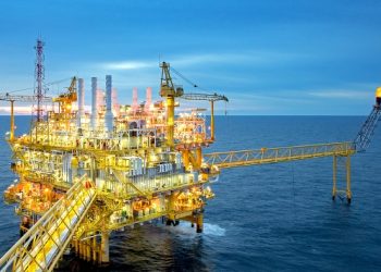 “석유수요 오히려 증가… 2045년까지 하루1억1000만 배럴로 증가”