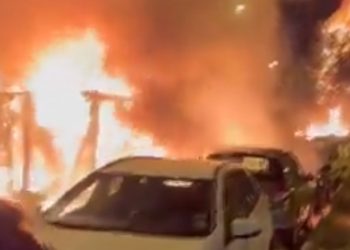 17세 배달소년 경찰 총격 사망…프랑스 곳곳 격렬 시위(영상)