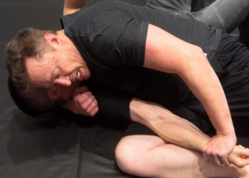 머스크, 주짓수 훈련 삼매경…”스승이 같네?”(영상)