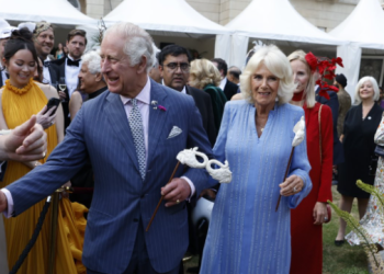 “돈 펑펑 쓰더니…” 영국 왕실 재정난에 예비비까지 투입